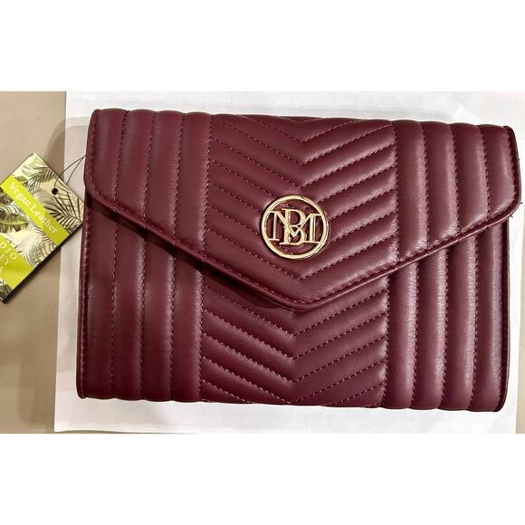 Badgley Mischka Burgundy Clutch NWT - Picture 1 of 1